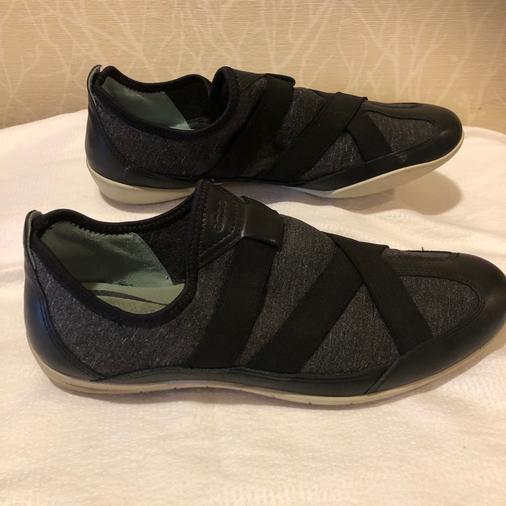 Ecco Gray Comfort Foam Strapped Slip On Sneakers - Picture 3 of 8